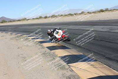 media/Dec-01-2025-Moto Forza (Mon) [[2daa91e15f]]/1-Advanced Group/Session 4 (Turn 10 Inside)/